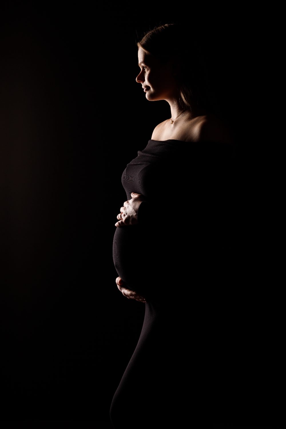 Babybauch-Shooting Hannover – Silhouette der Schwangeren